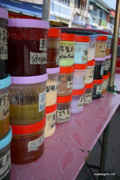 Powder and flavouring to make Bubble Tea